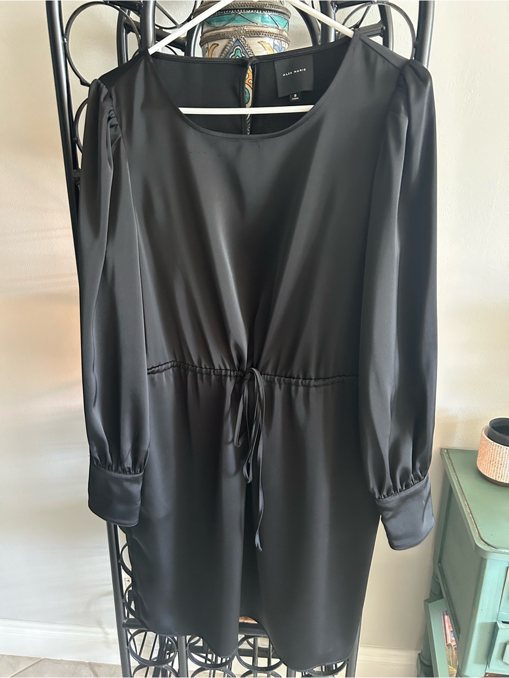 Alex Marie Black Satin Long-Sleeve Midi Drawstring Waist Dress size 8 like new